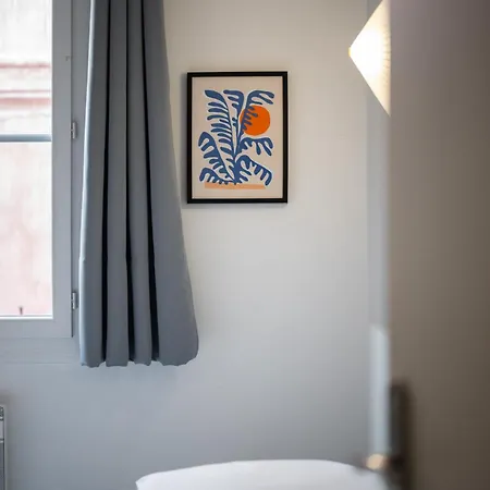 Apartment In The Heart Of Old - 2min. From Cours Saleya And Promenade Des Nizza